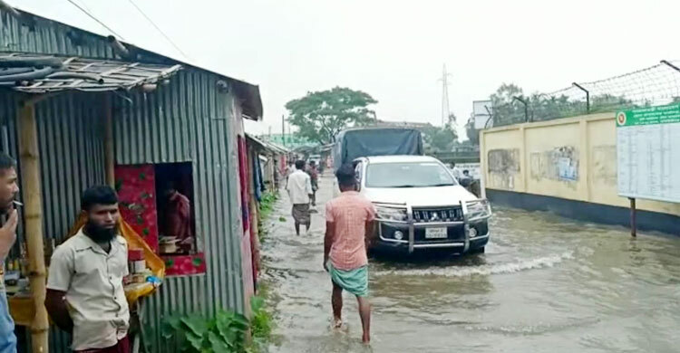 বাড়ছে নদীর পানি, হবিগঞ্জের তিন উপজেলা প্লাবিত