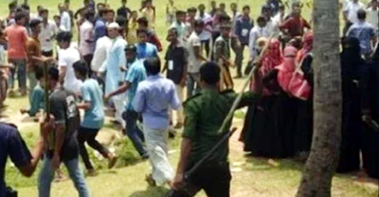 ঘরের চালে নারিকেল পড়ায় দুই পক্ষের সংঘর্ষে যুবক নিহত