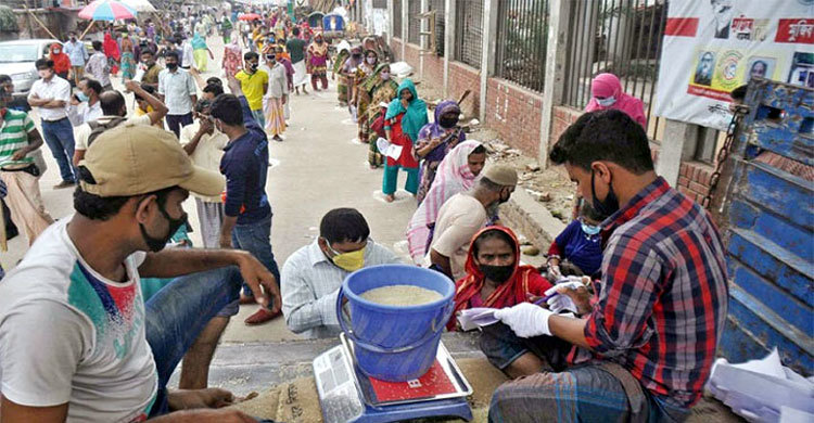 ভোটার হওয়ার বয়সই হয়নি অথচ এনআইডি দিয়ে সরকারি চাল উত্তোলন