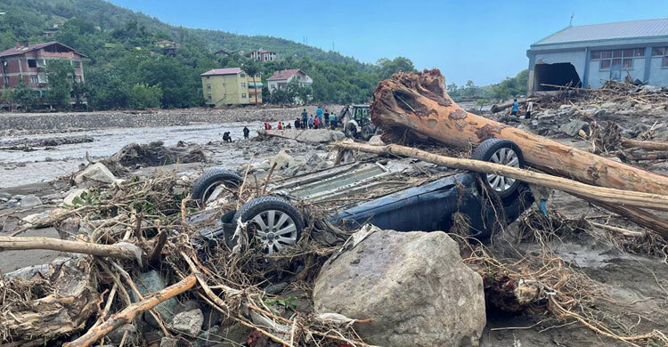 Major earthquake strikes Haiti, felt across Caribbean