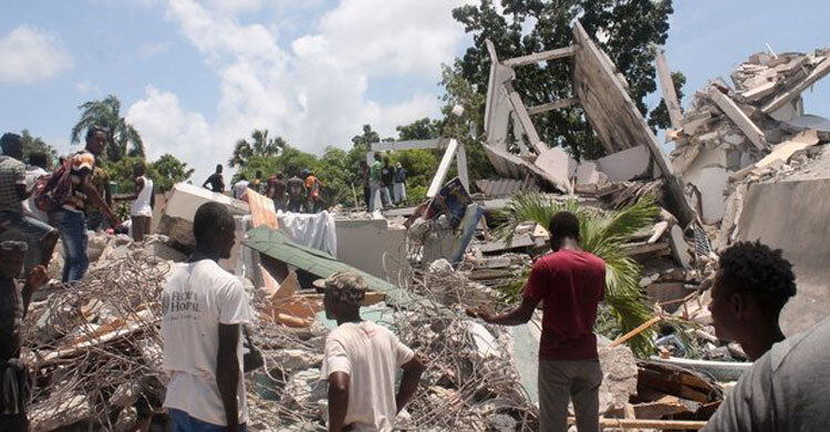 Haiti hospitals overwhelmed by quake victims as death toll hits 1,297