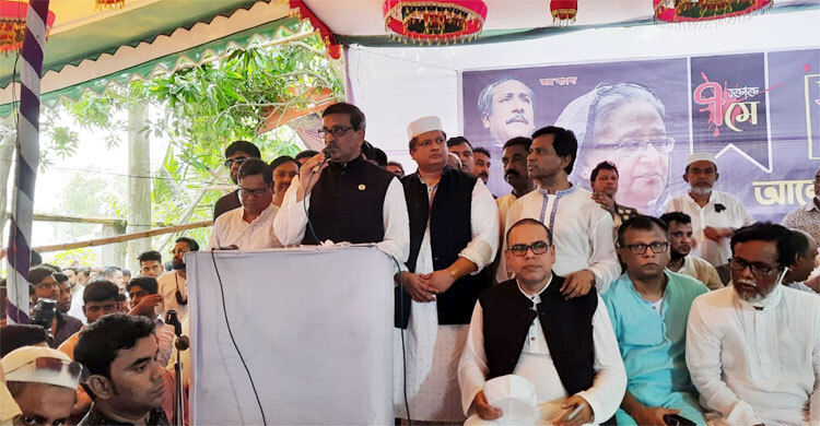 শেখ হাসিনার দয়ায় জেলখানার পরিবর্তে বাসায় খালেদা জিয়া: হানিফ