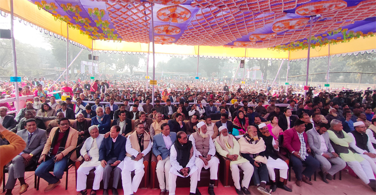 আওয়ামী লীগের যুগ্ম-সাধারণ সম্পাদক এবং তথ্য ও সম্প্রচার মন্ত্রী ড. হাছান মাহমুদ বলেছেন, বিএনপি হচ্ছে শীতের পাখি। শীতকালে যখন সাইবেরিয়া থেকে, হিমালয় থেকে