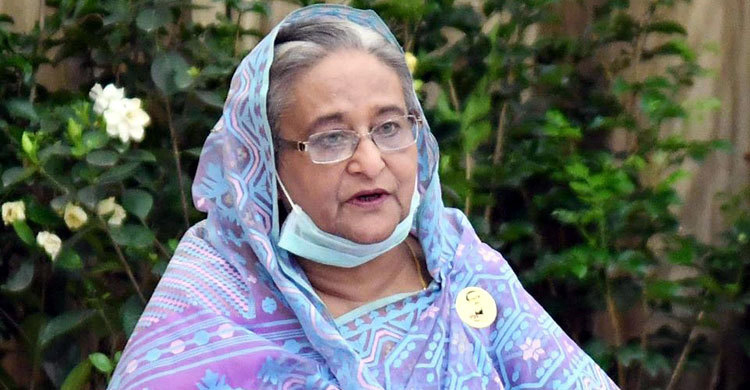 ভয়কে জয় করতে শিখেছি : প্রধানমন্ত্রীকে নার্স