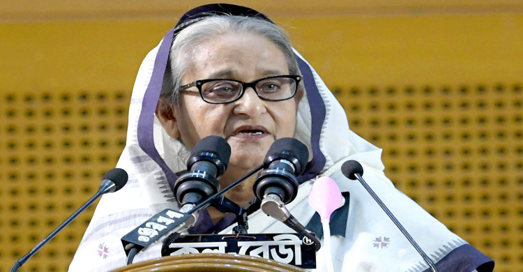 খুনিদের আশ্রয়দাতা দেশগুলোই মানবতার ছবক শেখায়: প্রধানমন্ত্রী