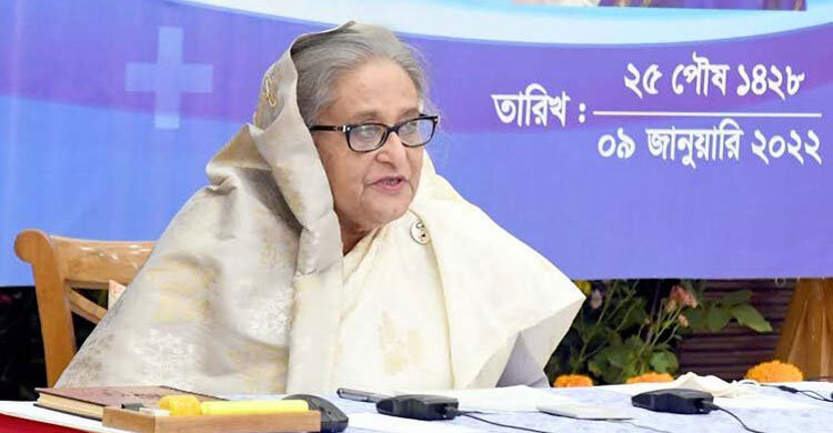 PM urges physicians to spend time in research