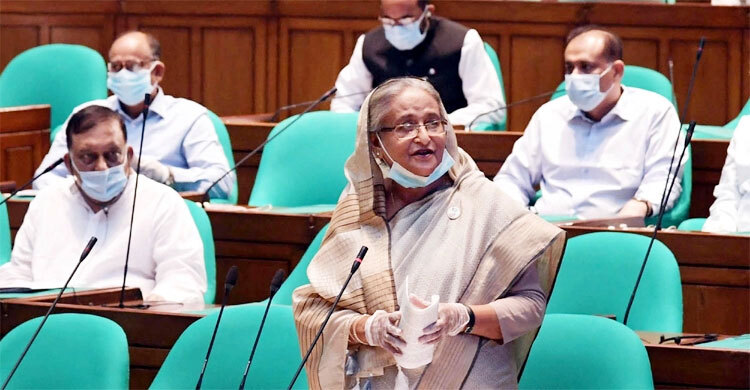 Vaccine distribution: PM outlines who to get and how many