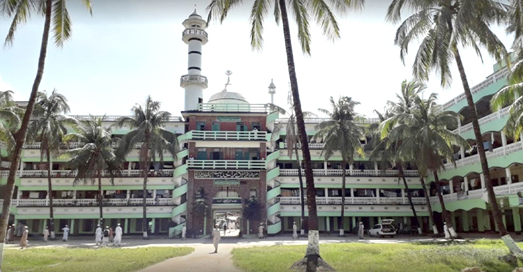 আল্লামা শফী পরবর্তী হাটহাজারী মাদরাসায় পরিবর্তনের হাওয়া