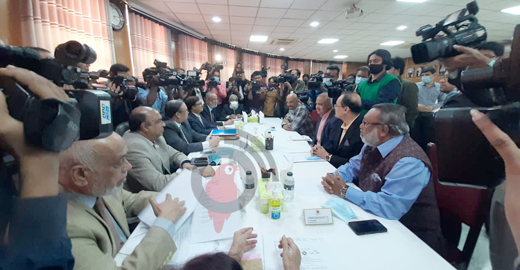 চার জ্যেষ্ঠ সাংবাদিকের সঙ্গে বৈঠকে সার্চ কমিটি