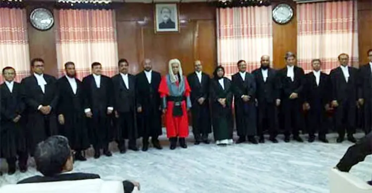 18 HC judges take oath