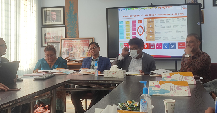 তৃতীয় লিঙ্গের মানুষের চিকিৎসা সুবিধা বাড়ানো উচিত