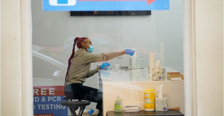 US tops 1 million new daily COVID-19 cases - a global record