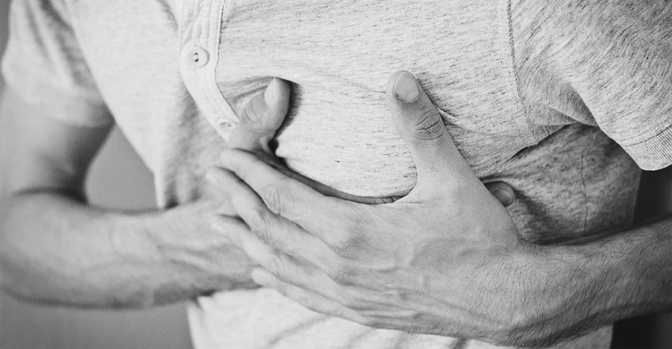 Men or women: Who is more prone to heart attacks?