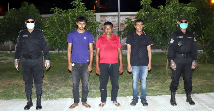 শীর্ষ সন্ত্রাসী পিচ্চি হেলালের সহযোগীসহ গ্রেফতার ৩