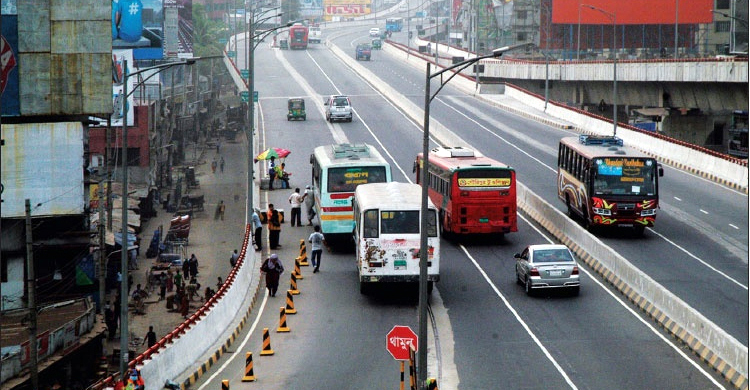 অফিস থেকে ফেরার পথে হানিফ ফ্লাইওভারে বাসচাপায় যুবক নিহত