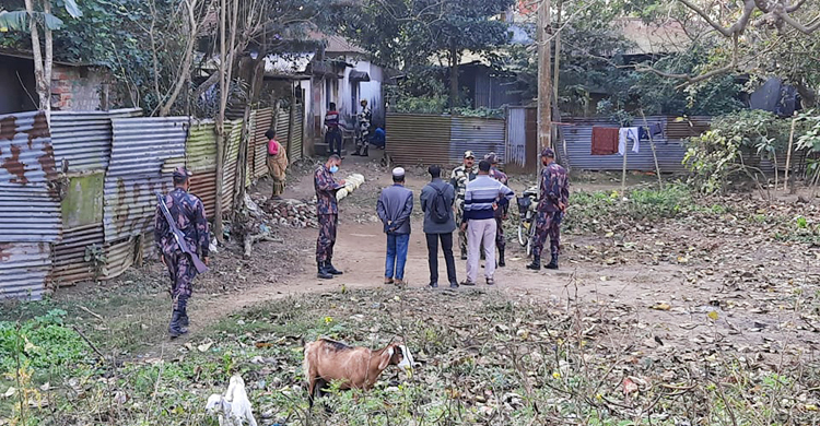 হিলি সীমান্ত থেকে দুই মাদরাসাছাত্রকে ধরে নিয়ে গেছে বিএসএফ