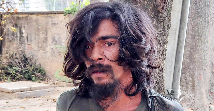 ক্যাম্পাসেই ছিনতাইকারীর কবলে ঢাকা বিশ্ববিদ্যালয় অধ্যাপক