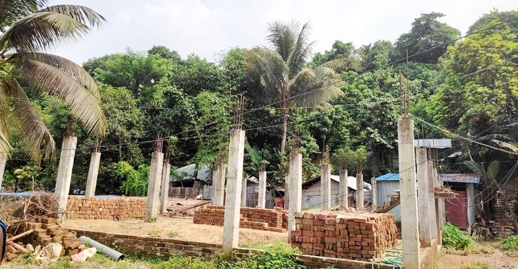 পাহাড় কেটে স্থাপনা নির্মাণ, দুইজনের বিরুদ্ধে মামলা