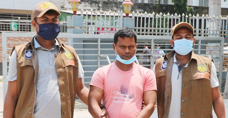 পাথরবোঝাই ট্রাকে কোটি টাকার হেরোইন, চালক গ্রেফতার