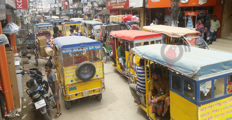 হবিগঞ্জে ১০ শতাংশ বিদ্যুৎ খাচ্ছে টমটম