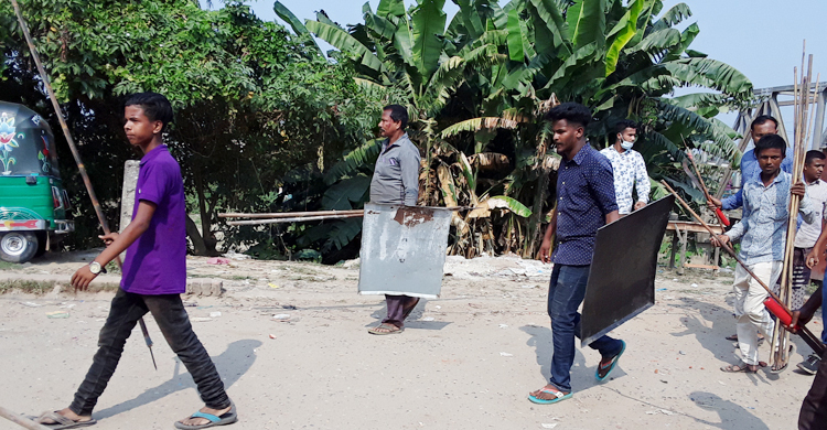 হবিগঞ্জে ইজিবাইকের স্ট্যান্ড দখল নিয়ে সংঘর্ষে আহত ৩০