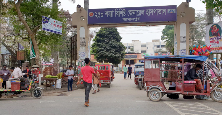 ৫ নার্সকে পিটিয়ে মুচলেকা দিলেন স্বেচ্ছাসেবক লীগ নেতা