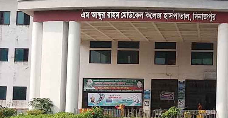 হাসপাতালে থাকার কথা ৭১ চিকিৎসকের, দেখা মিলল দু’জনের