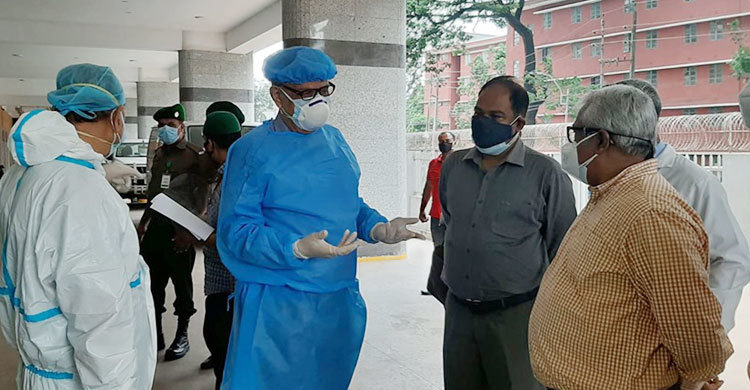 দগ্ধদের চিকিৎসায় ঘাটতি নেই, খোঁজ রাখছেন প্রধানমন্ত্রী