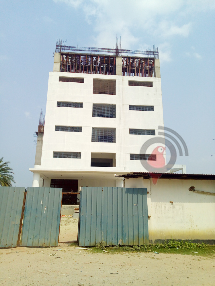 ঝালকাঠি সদর হাসপাতাল: ১৮ মাসের কাজে ৪০ মাস পার