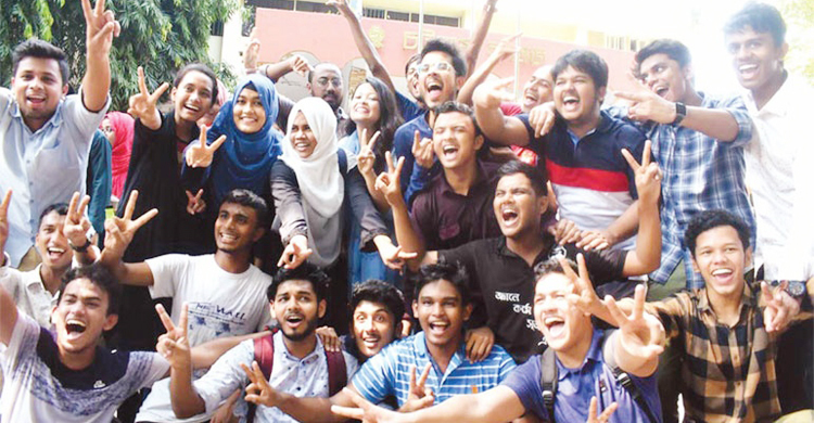 এইচএসসি ও সমমানে পাসের হার ৯৫.২৬ শতাংশ