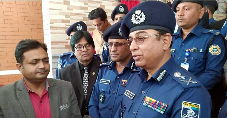 কিশোরদের বিপথে যাওয়ার কারণ চিহ্নিত করতে হবে : আইজিপি