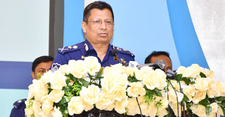 ব্যর্থতা নয় আমরা সফল হতে চাই, কৃতী শিক্ষার্থীদের উদ্দেশে আইজিপি