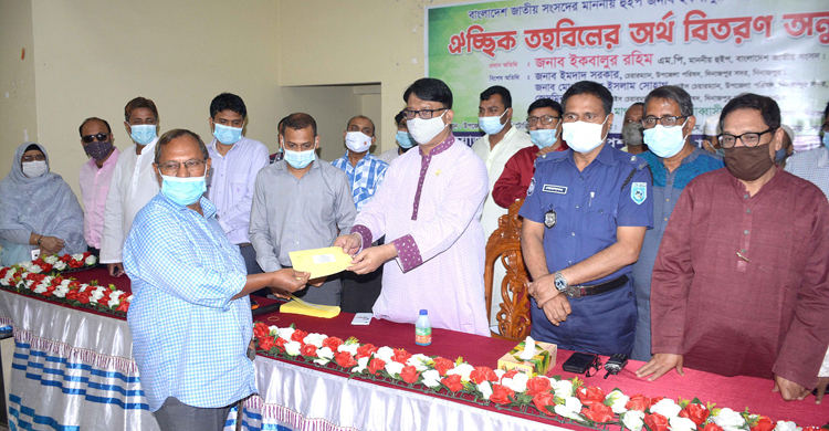 ত্যাগে যে আনন্দ তা ভোগে নেই