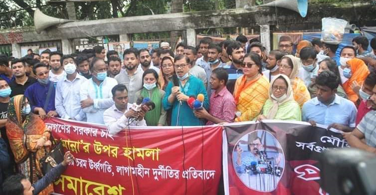 দেশবাসীকে রাজপথে নামার আহ্বান মান্নার