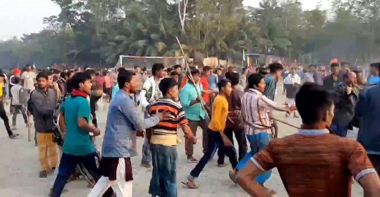 লক্ষ্মীপুরে ফুটবল টুর্নামেন্টের ফাইনাল গড়াল মারামারিতে, আহত ২০