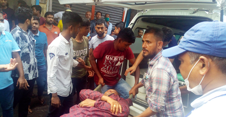 নির্বাচনী সহিংসতা : ঝালকাঠিতে আ.লীগ নেতাসহ আহত ৫