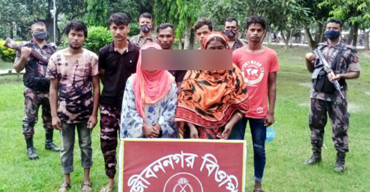 জীবননগর সীমান্ত দিয়ে ভারতে অনুপ্রবেশের সময় আটক ৮