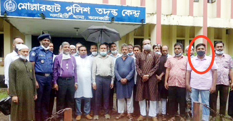 আসামির সঙ্গে পুলিশের ফটোসেশন, বিচার নিয়ে শঙ্কা