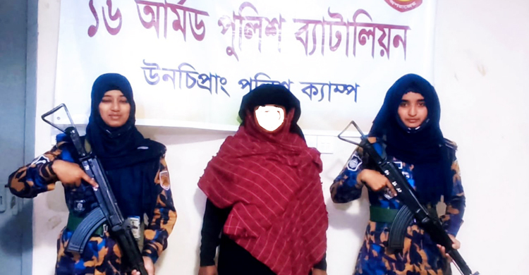 রোহিঙ্গা ক্যাম্পে ঘুমন্ত স্বামীকে কুপিয়ে হত্যা