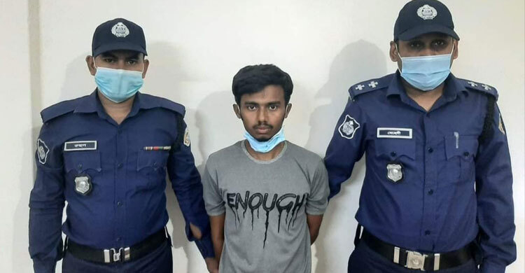 জমি বিক্রি করে টাকা না দেয়ায় বাবাকে হত্যা, ছেলে গ্রেফতার