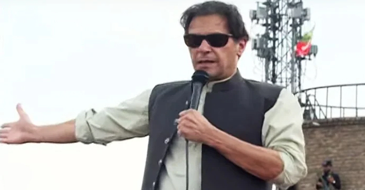 প্রধানমন্ত্রী শাহবাজকে ‘নার্ভাস’ লাগছে, বললেন ইমরান খান