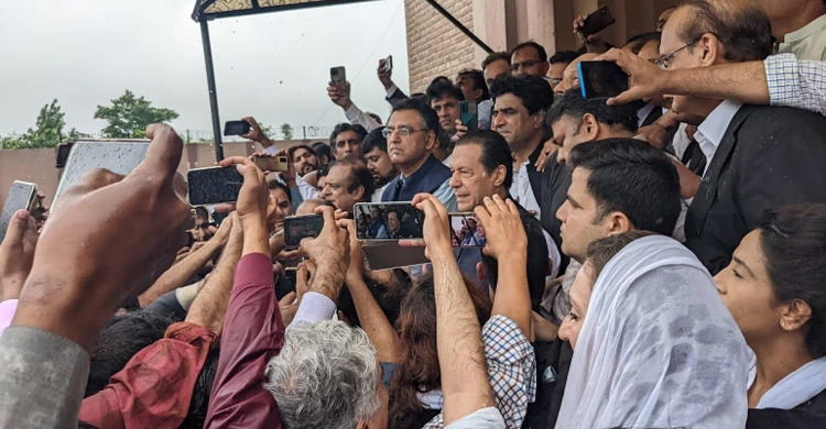 Pakistan court grants interim bail to former PM Imran Khan