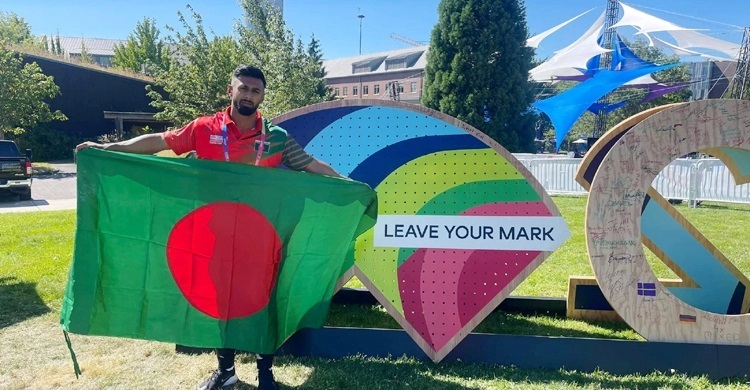 ওয়ার্ল্ড চ্যাম্পিয়নশিপের দ্বিতীয় রাউন্ডে বাংলাদেশের ইমরানুর