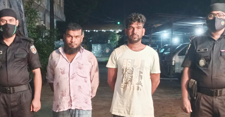 ফেনীতে শতকেজি গাঁজাসহ ট্রাকচালক-সহকারী গ্রেফতার