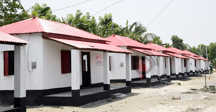 &lsquo;শেখ হাসিনা বাংলাদেশের উন্নয়নের পরশপাথর&rsquo;