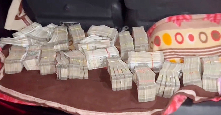 পার্থ-অর্পিতা কাণ্ডের পর এবার বিপুল অর্থসহ ৩ বিধায়ক গ্রেফতার