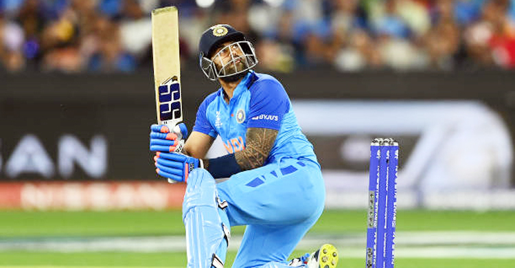 রাহুল-ঝড়ের পর সূর্যর টর্নেডোতে ভারতের বড় সংগ্রহ