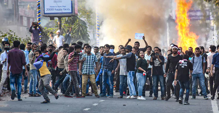 রাজ্যে রাজ্যে বিক্ষোভে অশান্ত ভারত, অমিতের শিলং সফর বাতিল