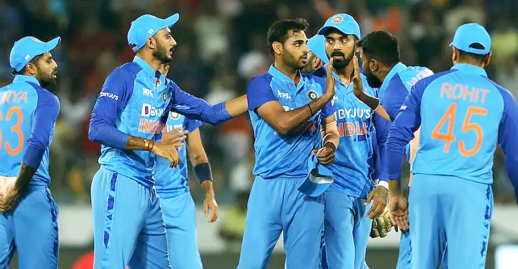 অস্ট্রেলিয়াকে হারিয়ে পাকিস্তানের রেকর্ড ভাঙলো ভারত
