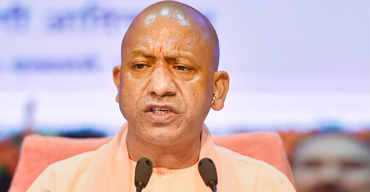 যোগী আদিত্যনাথকে বোমা মেরে উড়িয়ে দেওয়ার হুমকি